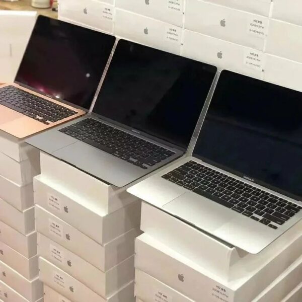 Macbook Air Pallets