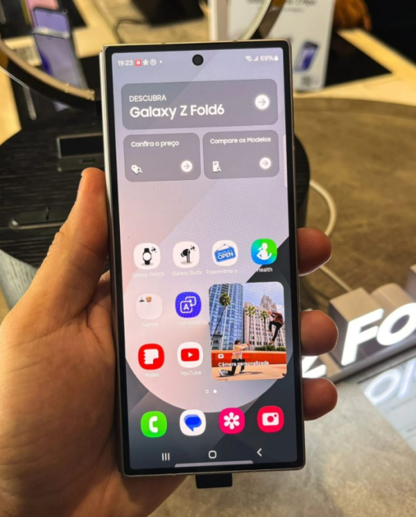 Samsung Galaxy Z Fold 6