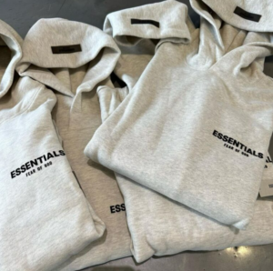 Essential hoodie