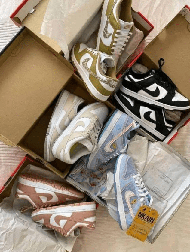 Nike Shoes Wholesale - Image 2